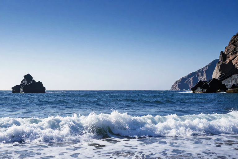 深蓝海岸：海浪与悬崖的壮丽交响