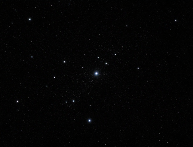 深邃星空：璀璨恒星与光晕的静谧宇宙